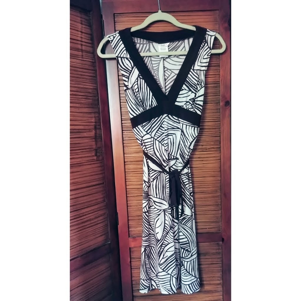 Chocolate Brown & Cream Sleeveless Slinky Dress
